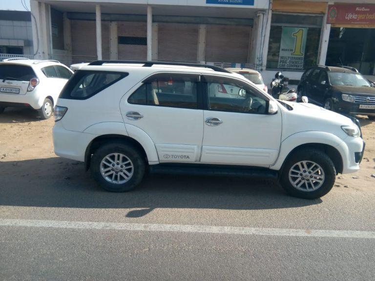 Toyota Fortuner 3.0 4x4 AT 2014