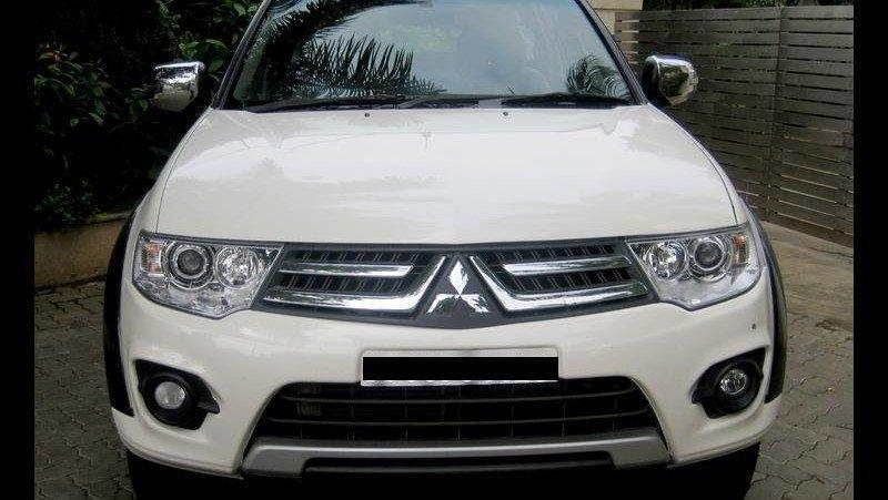 Mitsubishi Pajero Sport 2.5 AT 2015