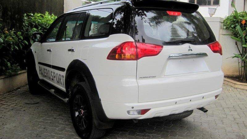 Mitsubishi Pajero Sport 2.5 AT 2015
