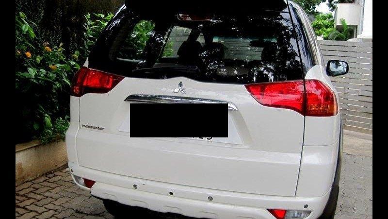 Mitsubishi Pajero Sport 2.5 AT 2015