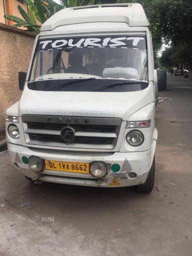 Force Motors Traveller Mini Bus 11 Seater 2011