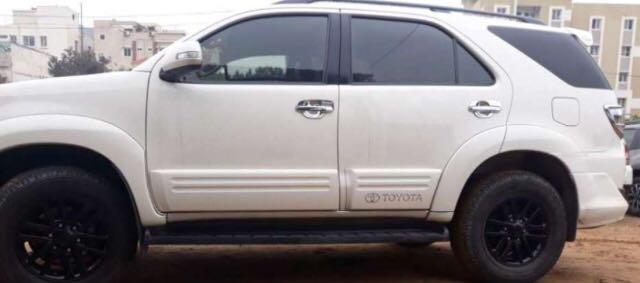 Toyota Fortuner 3.0 4x4 AT 2014