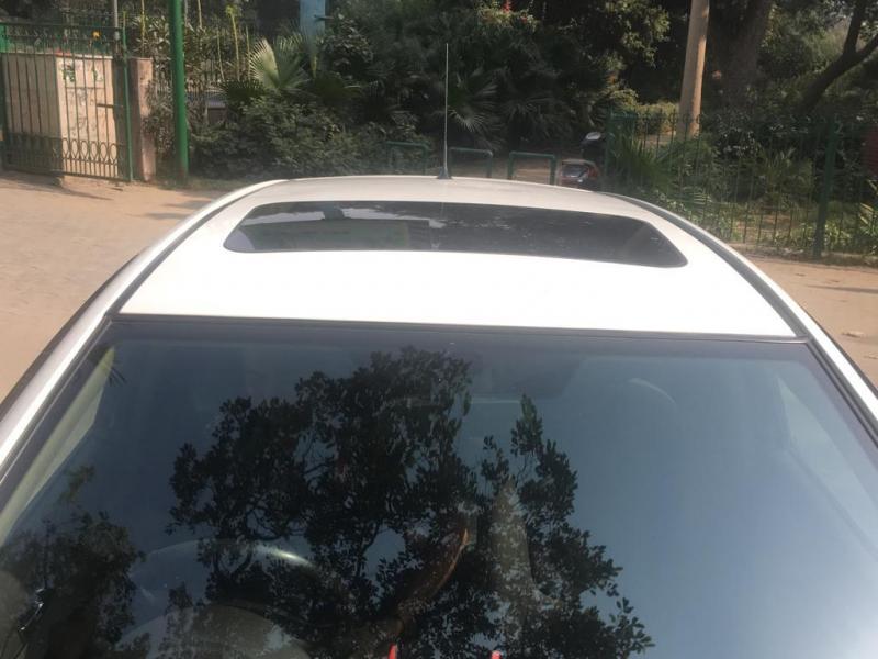 Hyundai i20 Asta 1.2 (O) With Sunroof 2011