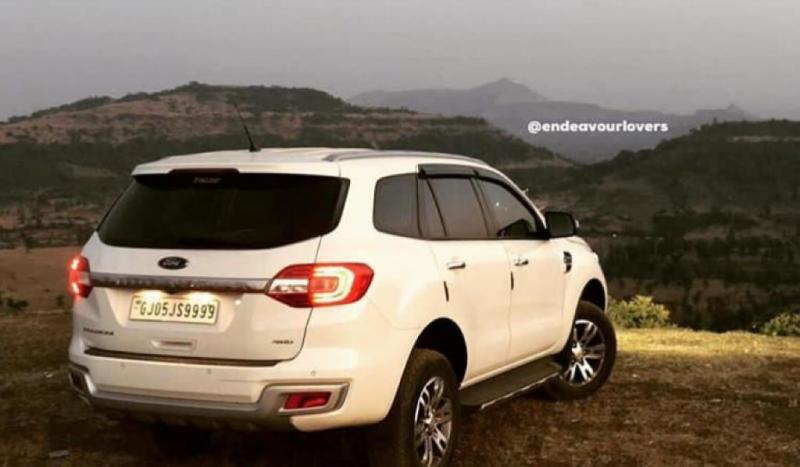 Ford Endeavour Titanium 3.2 4x4 AT 2017