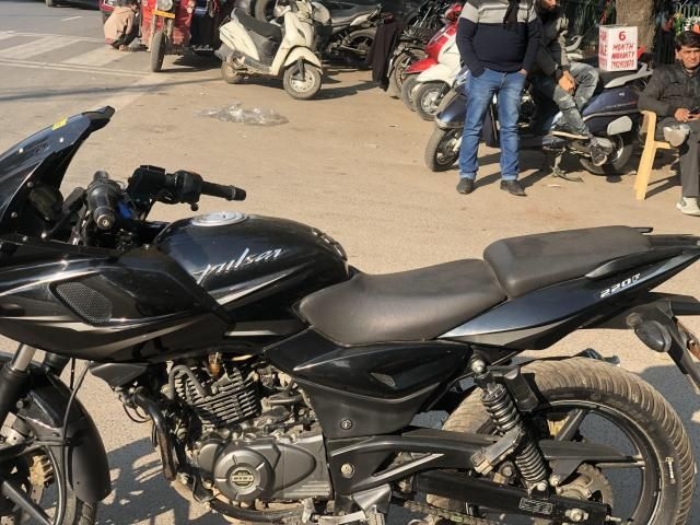 Bajaj Pulsar Bike For Sale In Delhi Id 1416971336 Droom