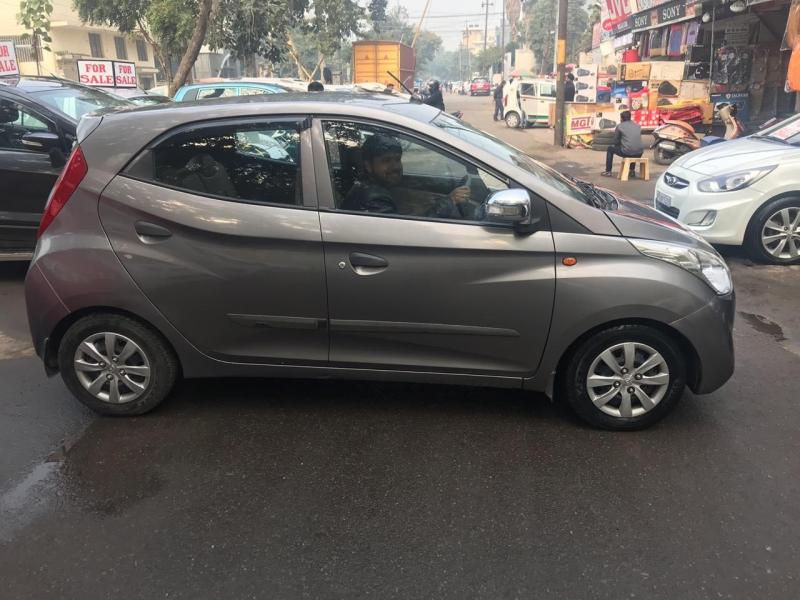 Hyundai Eon Magna 2013