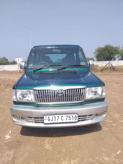 Toyota Qualis 2.4D RS 2005