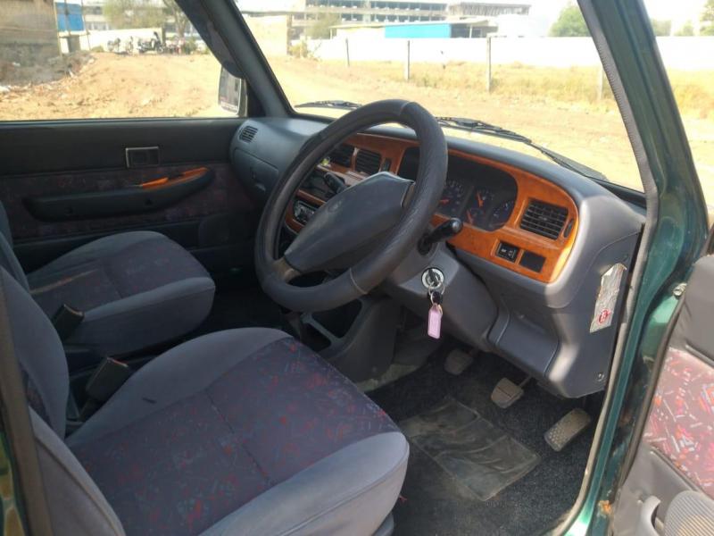 Toyota Qualis 2.4D RS 2005