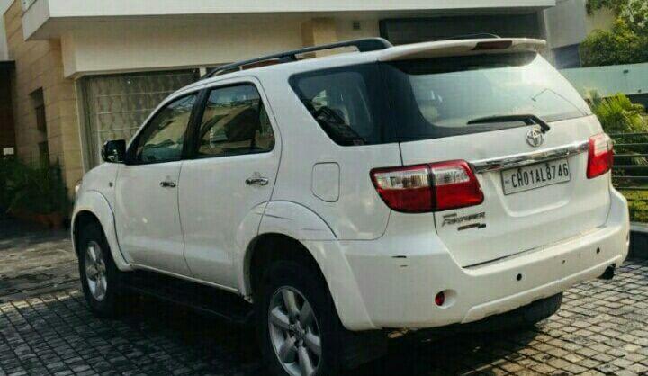 Toyota Fortuner 3.0 MT 4X4 2011