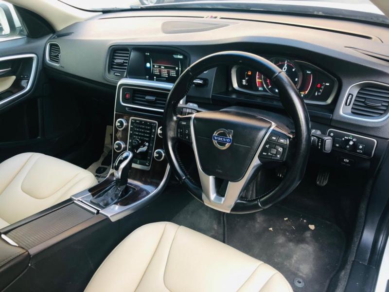 Volvo S60 Kinetic D4 2014