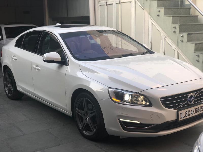 Volvo S60 Kinetic D4 2014