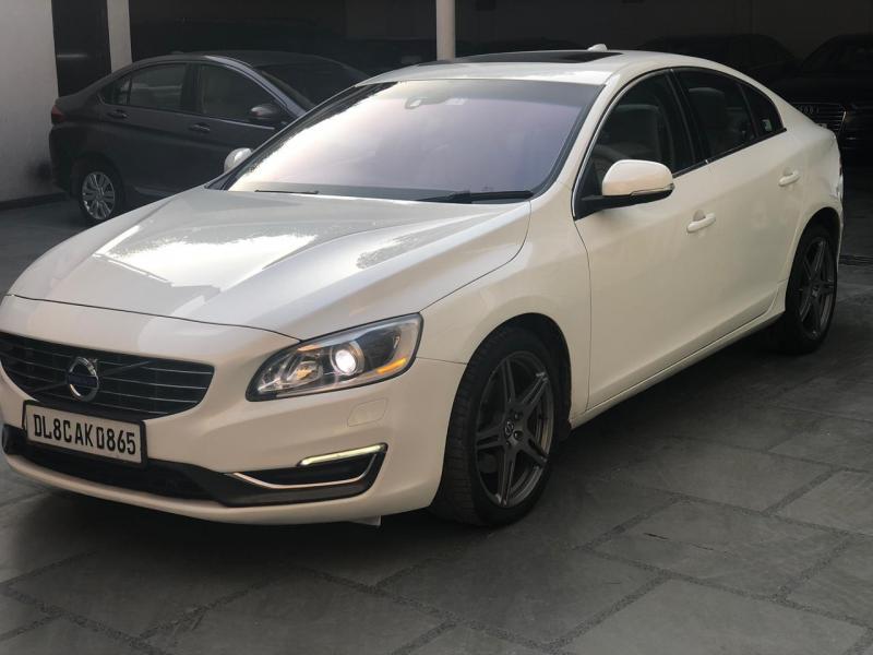 Volvo S60 Kinetic D4 2014