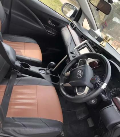 Toyota Innova Crysta 2.8 G 7 Seater 2016