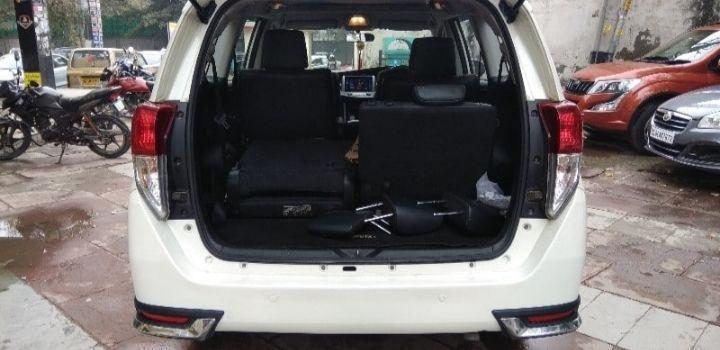 Toyota Innova Crysta 2.4 VX 7 STR 2018