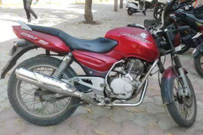 Bajaj Pulsar 150cc 2005