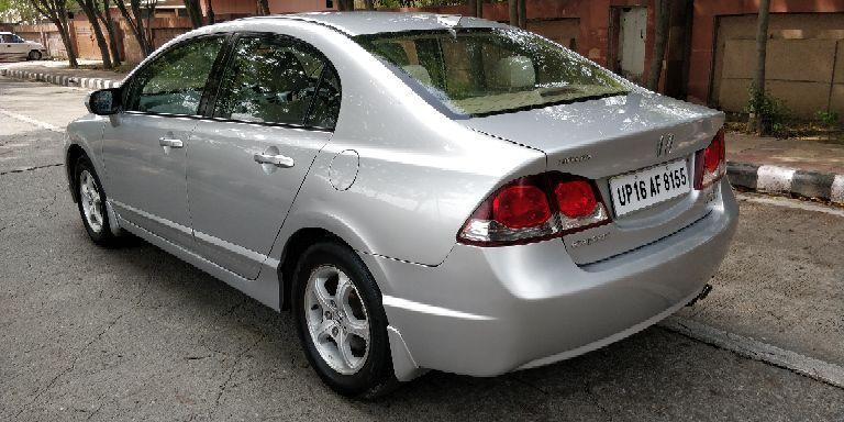 Honda Civic 1.8V MT 2011