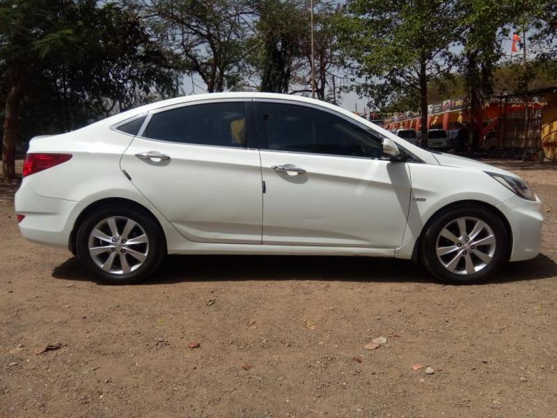 Hyundai Verna 1.6 CRDI SX 2011