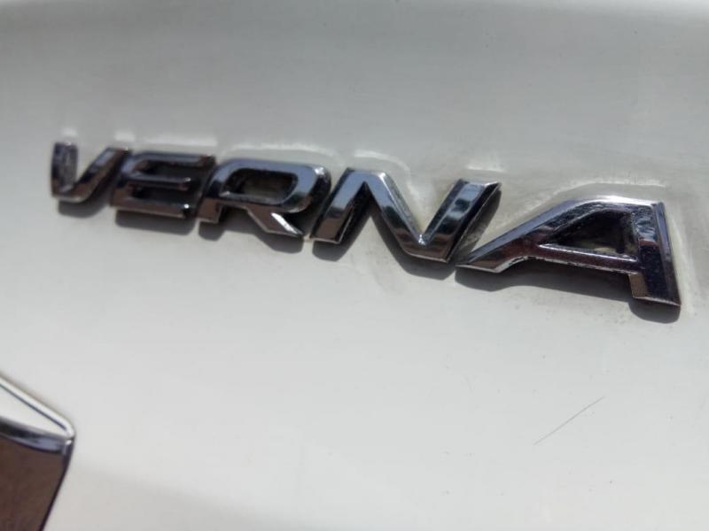 Hyundai Verna 1.6 CRDI SX 2011