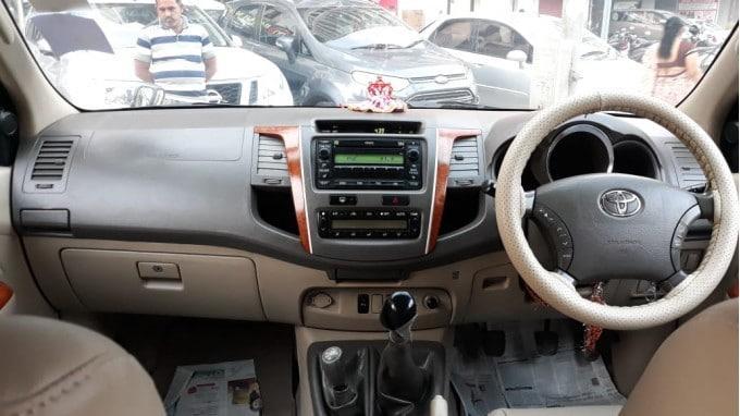 Toyota Fortuner 3.0 MT 4X4 2009