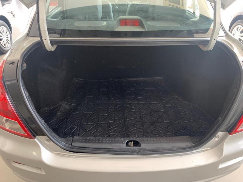 Maruti Suzuki Swift DZire VXi 2010