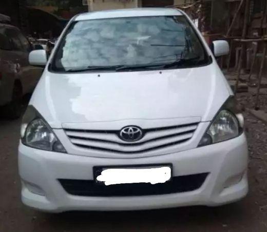Toyota Innova 2.5 ZX 7 STR BS III 2011