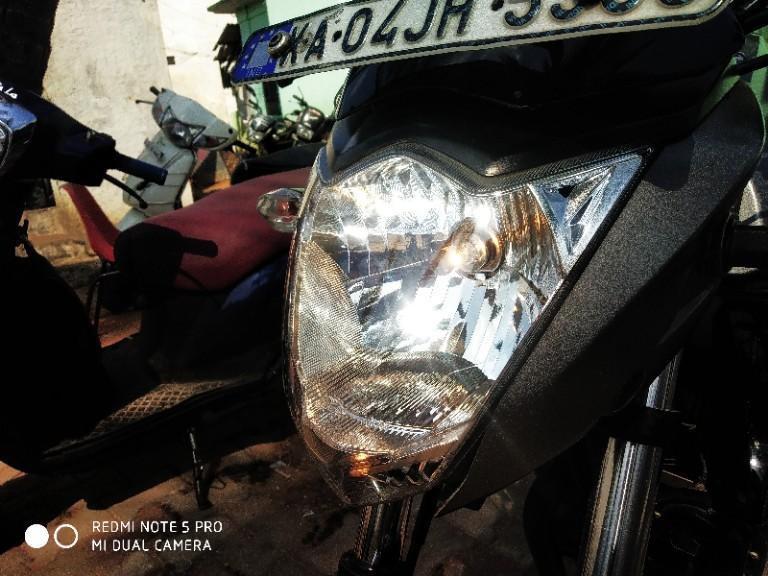 Suzuki Gixxer SF 150cc Special MOTOGP Edition Rear Disc 2017