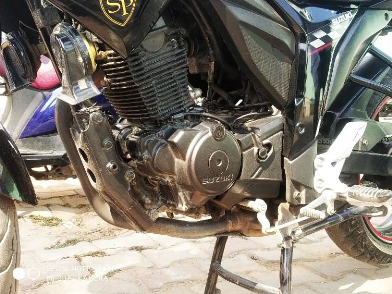 Suzuki Gixxer SF 150cc Special MOTOGP Edition Rear Disc 2017