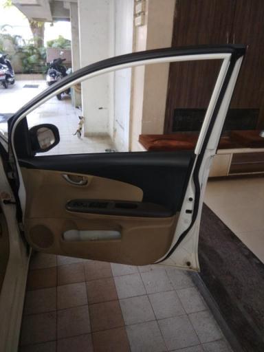 Honda Brio V MT 2012