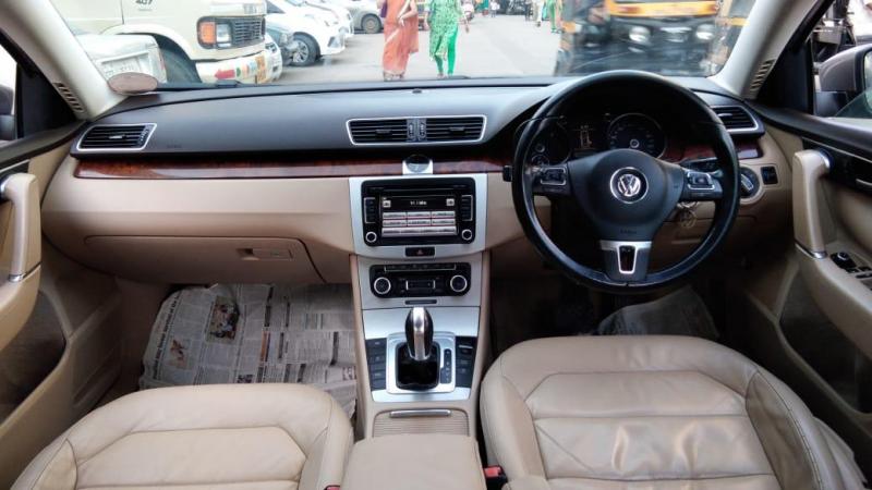 Volkswagen Passat Highline DSG 2011