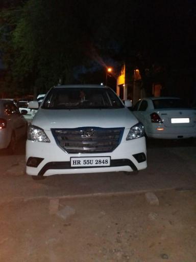 Toyota Innova 2.5 ZX 7 STR BS IV 2014