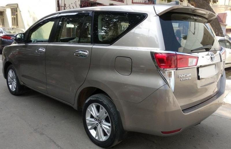 Toyota Innova Crysta 2.8 Z AT 7 STR 2016