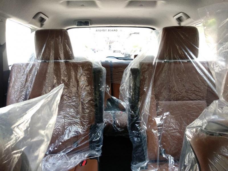 Toyota Innova Crysta 2.8 Z AT 7 STR 2016