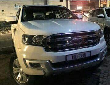 Ford Endeavour Trend 3.2 4x4 AT 2016