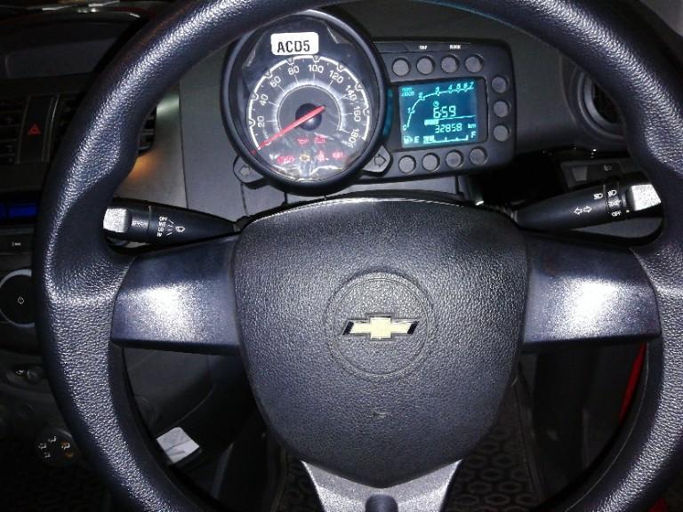 Chevrolet Beat LS Petrol 2012