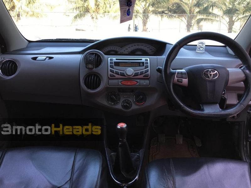 Toyota Etios VX 2011