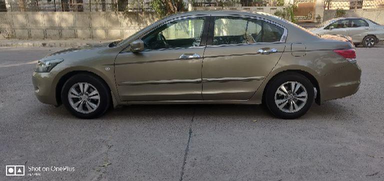 Honda Accord 2.4 AT 2009