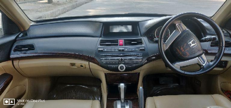 Honda Accord 2.4 AT 2009