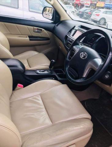 Toyota Fortuner 3.0 4X2 AT 2014