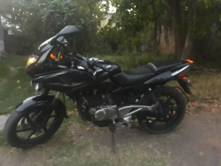 pulsar 220 price second hand