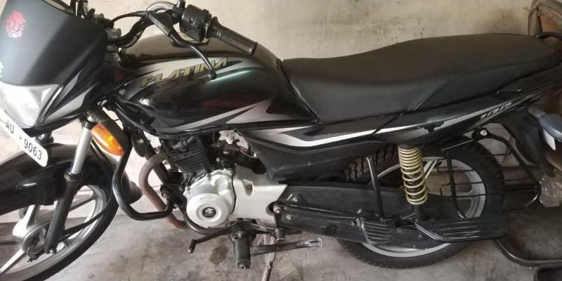 Bajaj Platina 100cc ComforTec Alloy 2017