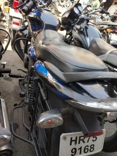 Bajaj Discover 125cc 2013