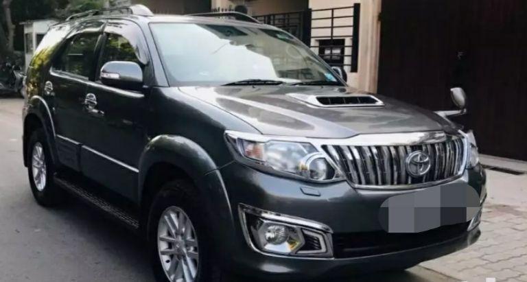 Toyota Fortuner 3.0 4X2 AT 2012