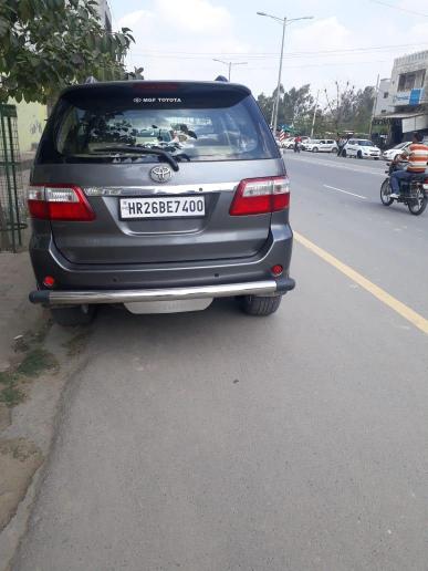 Toyota Fortuner 3.0 4X4 MT 2010