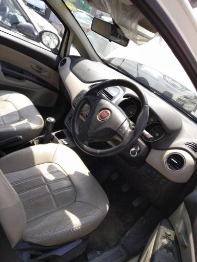 Fiat Linea Emotion 1.3 2015