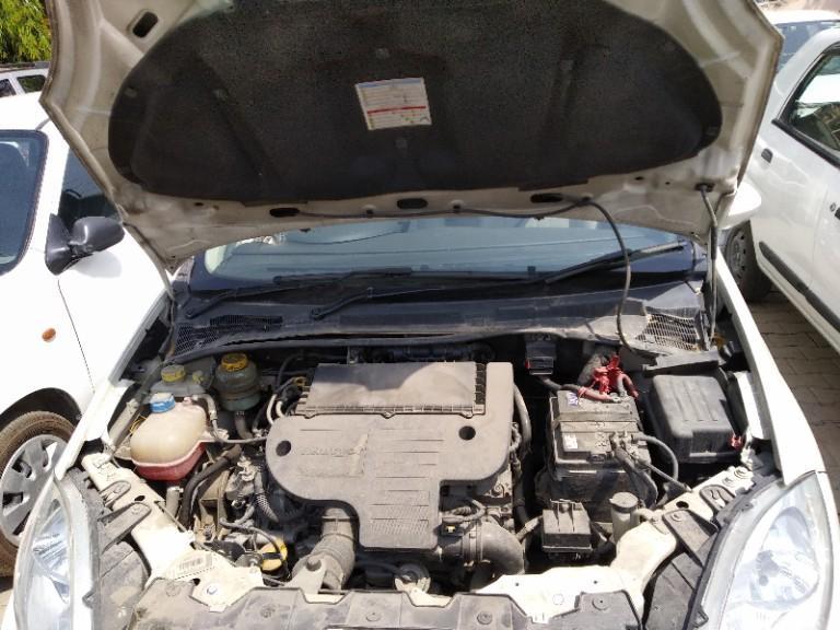 Fiat Linea Emotion 1.3 2015