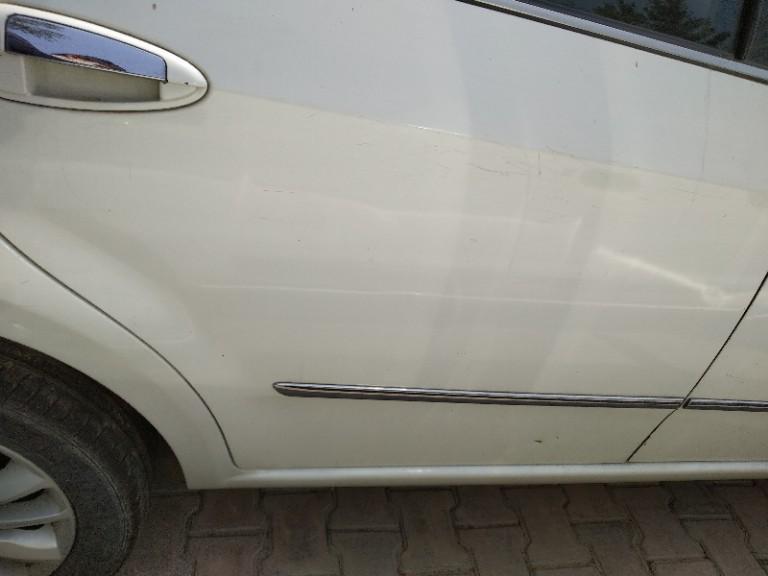 Fiat Linea Emotion 1.3 2015