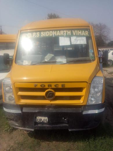 Force Traveller 3700 17 SEATER 2016