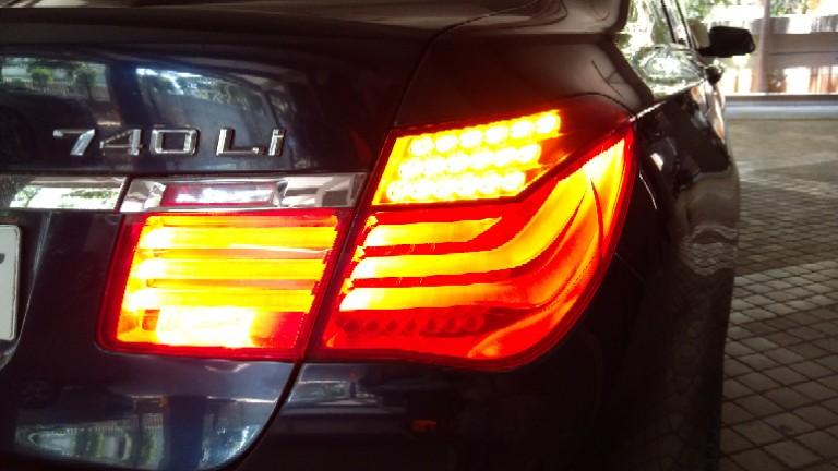 BMW 7 Series 740Li 2010