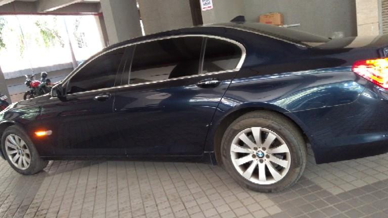 BMW 7 Series 740Li 2010