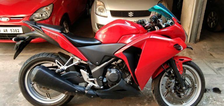 Honda CBR 150R 150cc 2012
